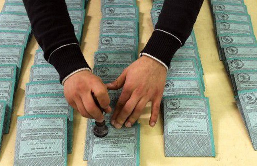 Il Tar accoglie il ricorso: si ricontano i voti delle elezioni di Latina