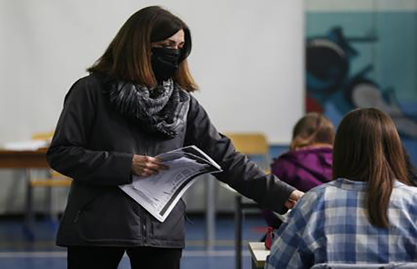 Salento, studente manomette il registro elettronico e si cambia il voto
