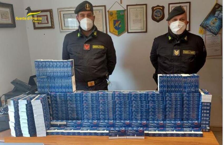 Terrasini, sequestrati a una farmacia 190 tamponi orofaringei anti covid-19 non sicuri