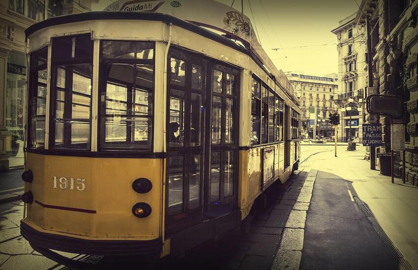 Milano: Trasporto pubblico, variazioni alle linee 5 e 33 per rinnovo binari