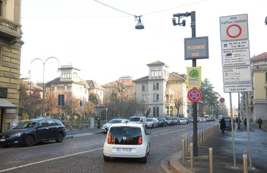 Milano: Area B e C, in vigore da ottobre i divieti sospesi per l’emergenza sanitaria