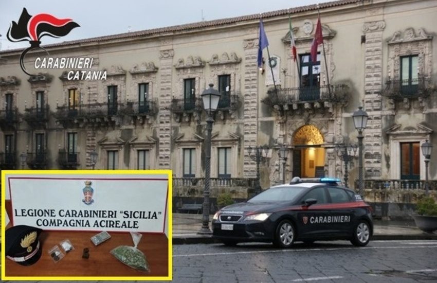 Acireale, spaccio al “Tupparello”, arrestato 48enne. Sequestrati 80 g di droga