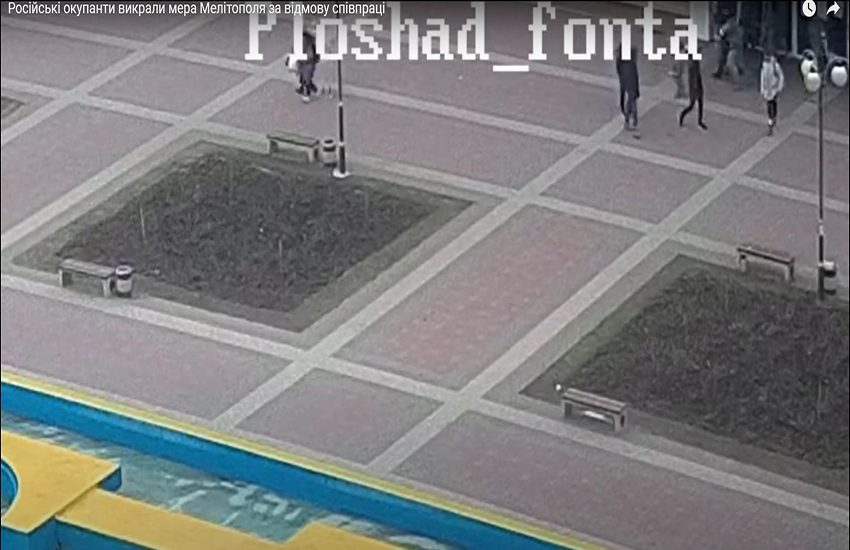 Ucraina, rapito il sindaco di Melitopol: il video