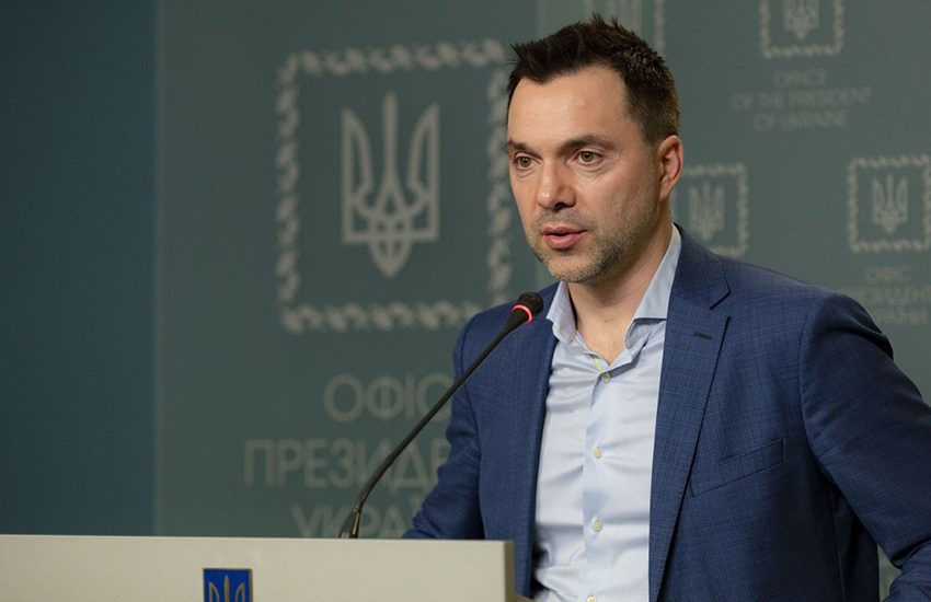 L’appello di Arestovych ai bielorussi: “Non fatevi trascinare in guerra, non siete nostri nemici”