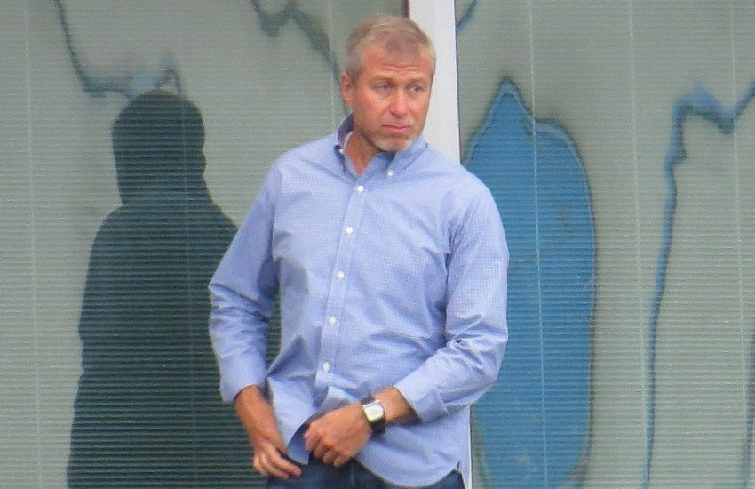 Vendita Chelsea, Abramovich ha ricevuto la prima offerta, potrebbe vendere subito