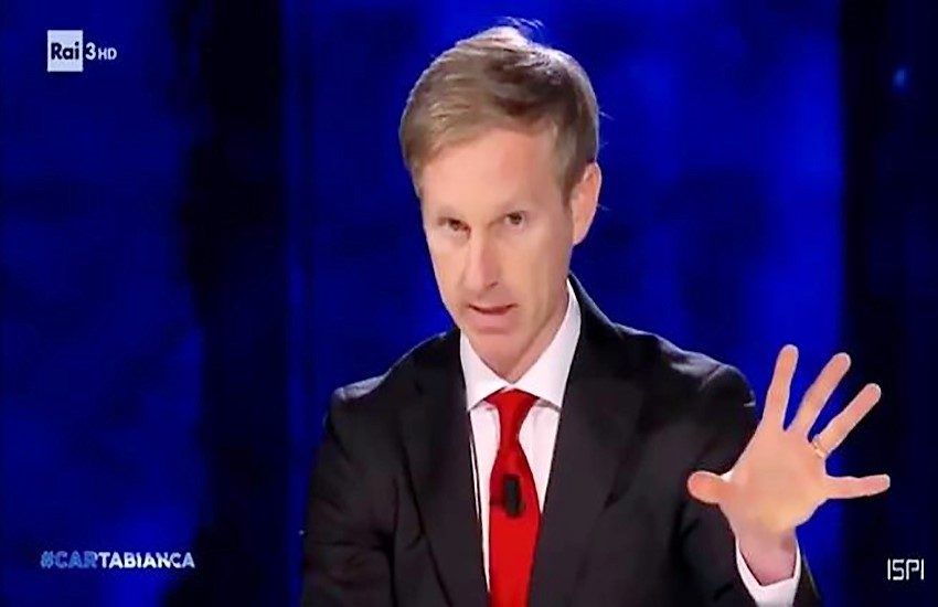 La Rai rescinde il contratto di Orsini: “Pronto a partecipare gratis a Cartabianca”