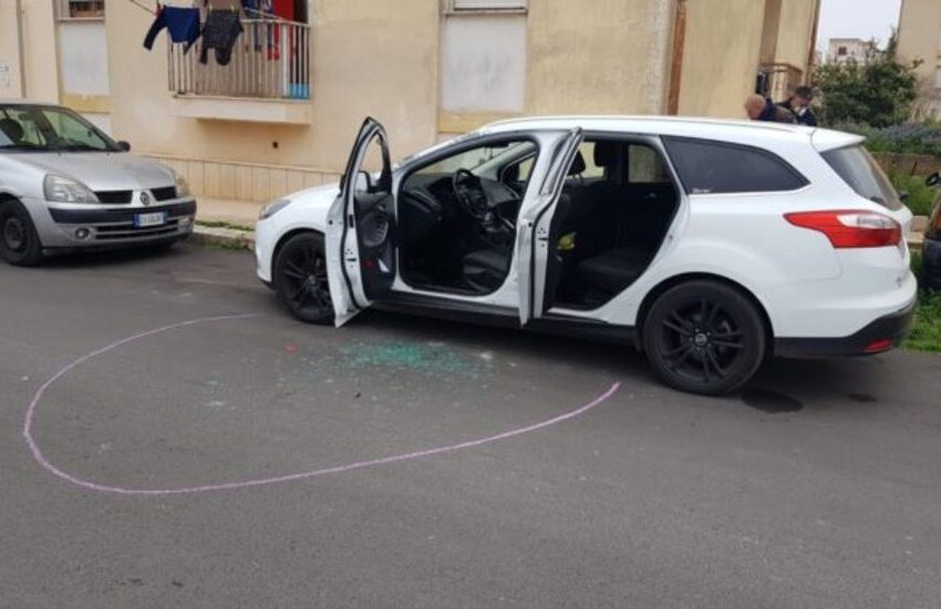 Misteriosa intimidazione nel Salento. Colpi d’arma da fuoco contro auto di 28enne incensurato