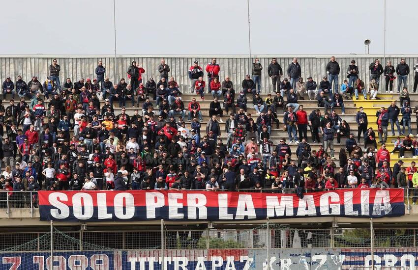 Taranto FC: Attiva prevendita per sfida di sabato santo col Bari