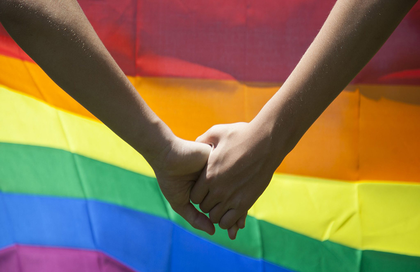 Giornata internazionale contro l’omolesbobitransfobia, la battaglia pugliese