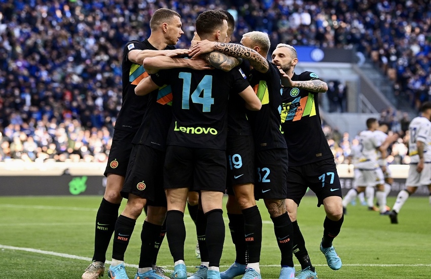 Inter-Verona 2-0: Decidono Barella e Dzeko nel primo tempo (highlights)