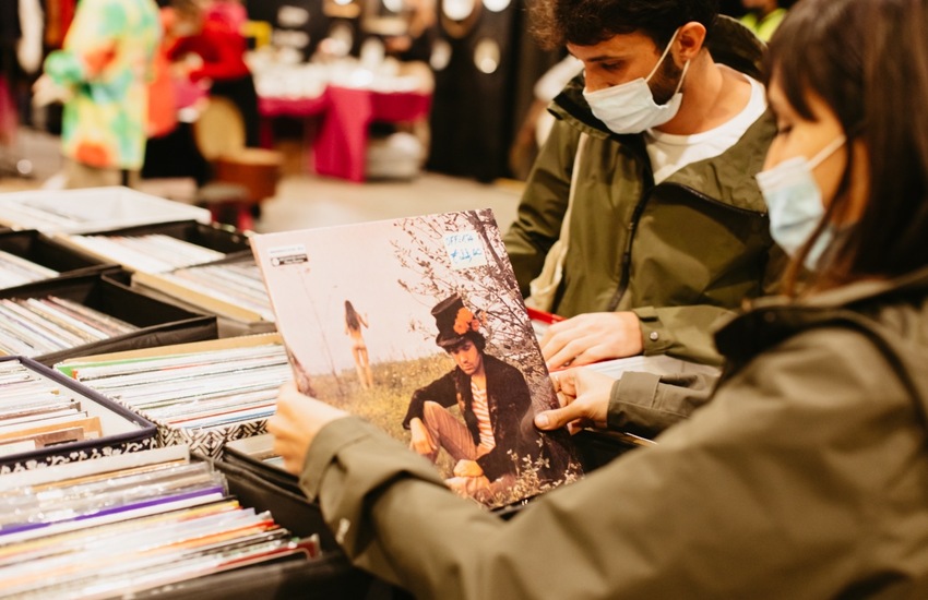 East Market speciale Record Store Day: Tra CD, vinili e cassette torna anche il walkman