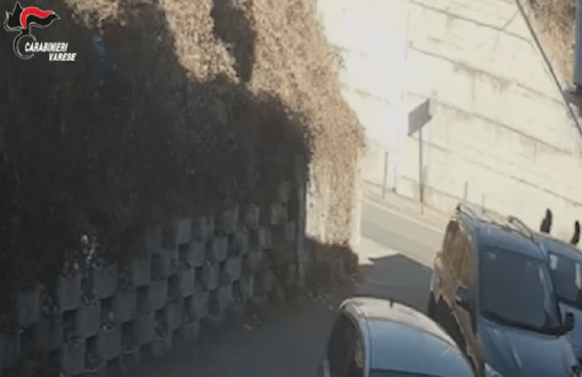 Complice di due rapine in un supermercato e in un distributore di benzina: arrestato dai Carabinieri 33enne – VIDEO