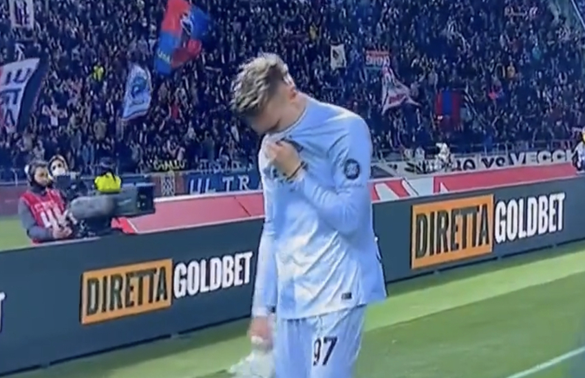 Inter: Radu in lacrime, Dumfries copre le telecamere (Video)