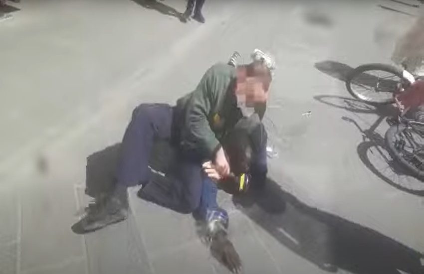 “Razzisti di merda”: il video contro l’Italia
