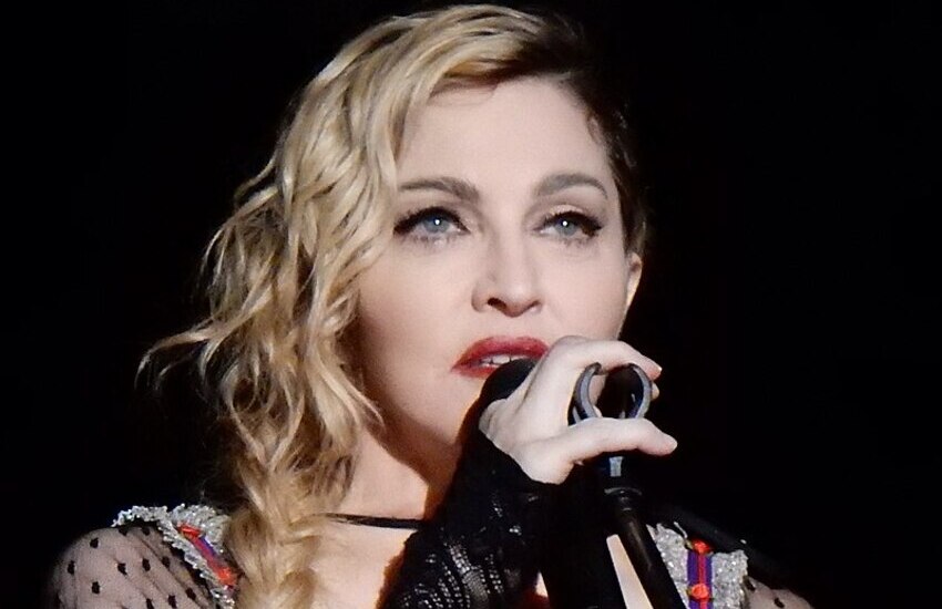 Madonna si rivolge ancora al Papa: “per parlare di questioni importanti”