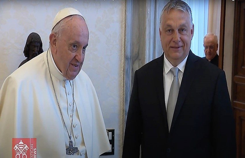 Papa Francesco accoglie per la prima volta Orban in Vaticano (VIDEO)