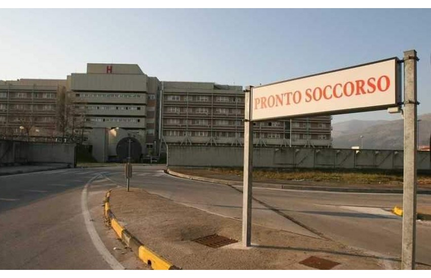 Paura all’ospedale di Fondi: 2 infermiere di Terracina inseguite e minacciate di morte