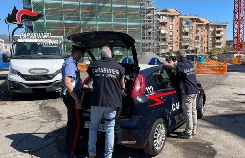 Controlli nei cantieri tra Mascali e Riposto, due denunce per carenze sulla sicurezza dei luoghi di lavoro