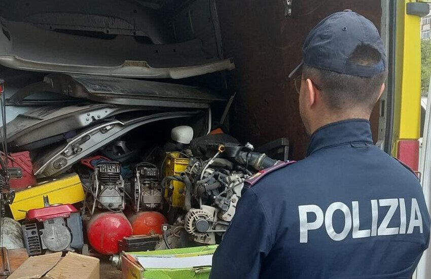 Librino, auto rubate, sale giochi abusive e droga: 9 arresti e 12 denunce