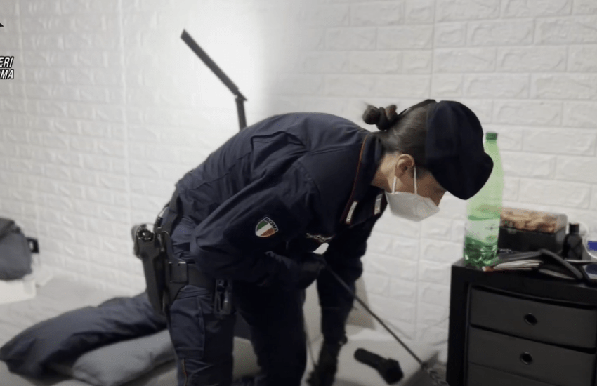 Orrore a Roma: scoperta la camera delle torture della malavita (VIDEO)
