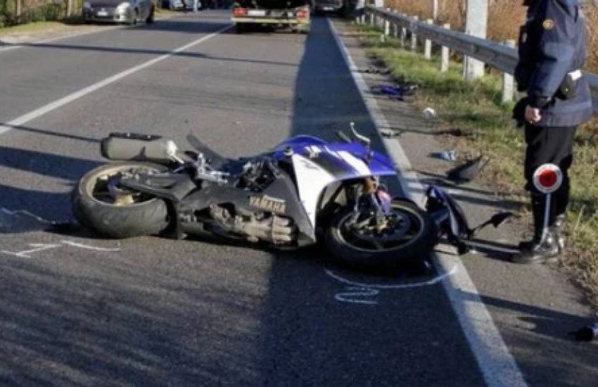 Incidente mortale: coppia di sposi si schianta con la moto mentre va da Vasco Rossi