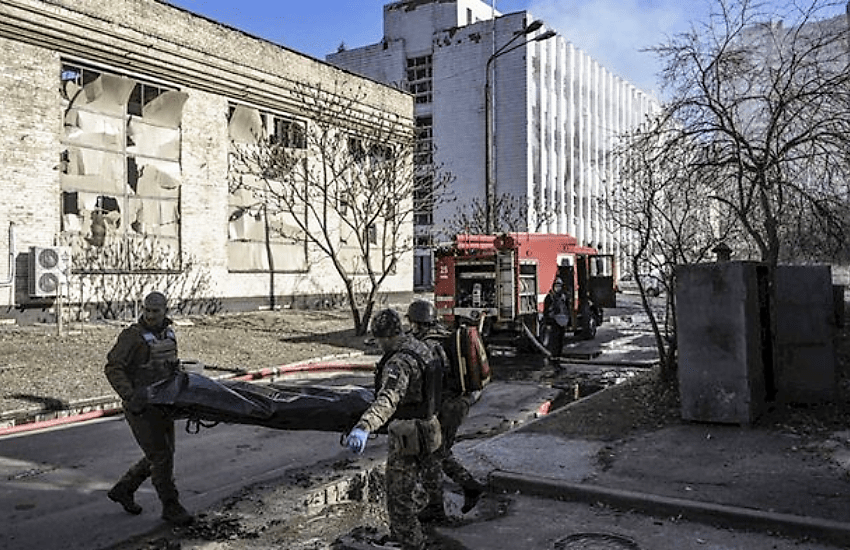 Ucraina: embargo del petrolio russo e Mosca taglia il gas all’Olanda