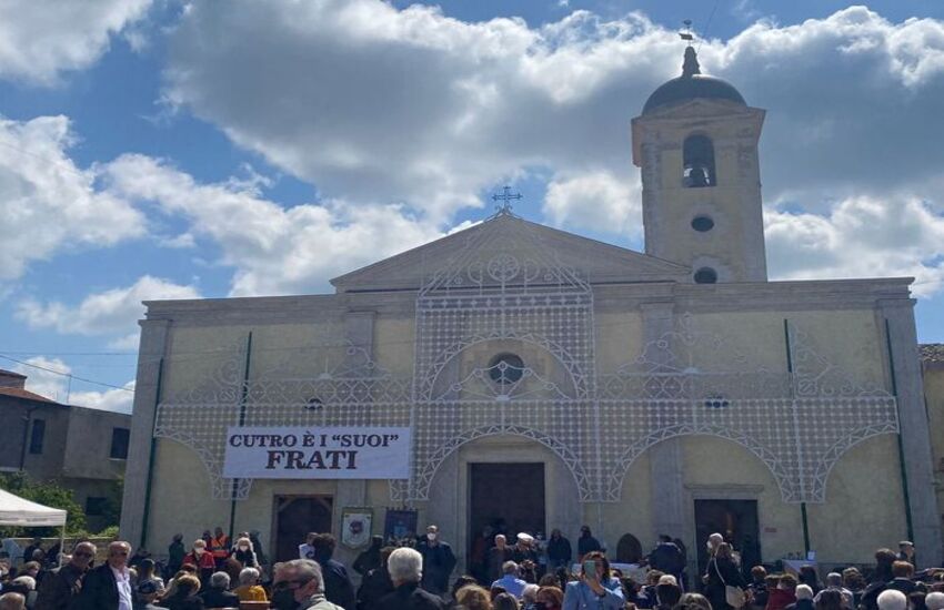 In Calabria i frati lasciano un convento dopo 400 anni, la motivazione