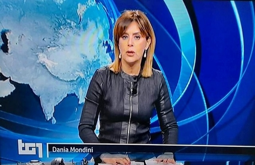 Conduttrice Tg1 Dania Mondini costretta a stare con collega con problemi di flatulenza: aperta inchiesta