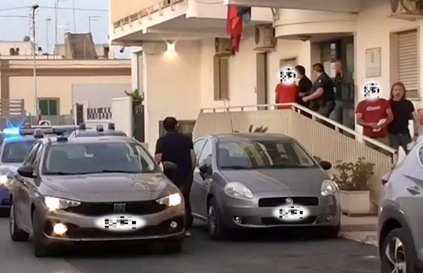 Taranto: Rapine a distributori carburanti, tre arresti a Manduria