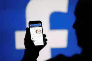 Facebook Plus arriva anche in Italia: quanto costa e quali vantaggi offre il nuovo abbonamento di Meta