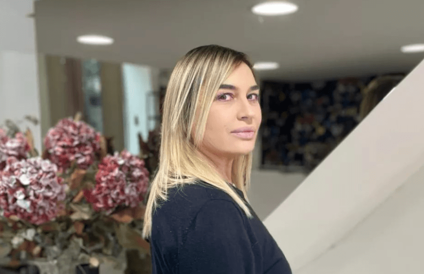 Le confessioni hot di Lory Del Santo: “Un famosissimo regista mi ricevette in perizoma, ecco chi era…”