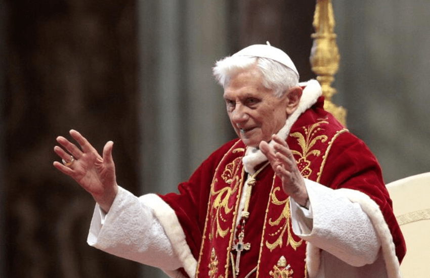 Pedofilia La Vittima Denuncia Ratzinger