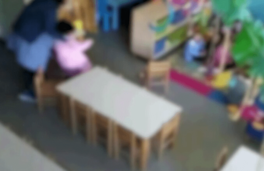 Varese: bimbi picchiati dalla direttrice e dalla maestra di un asilo