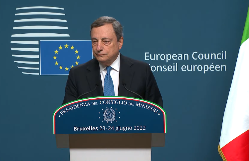Draghi in diretta da Bruxelles su Ue e futuro dell’Italia: il video