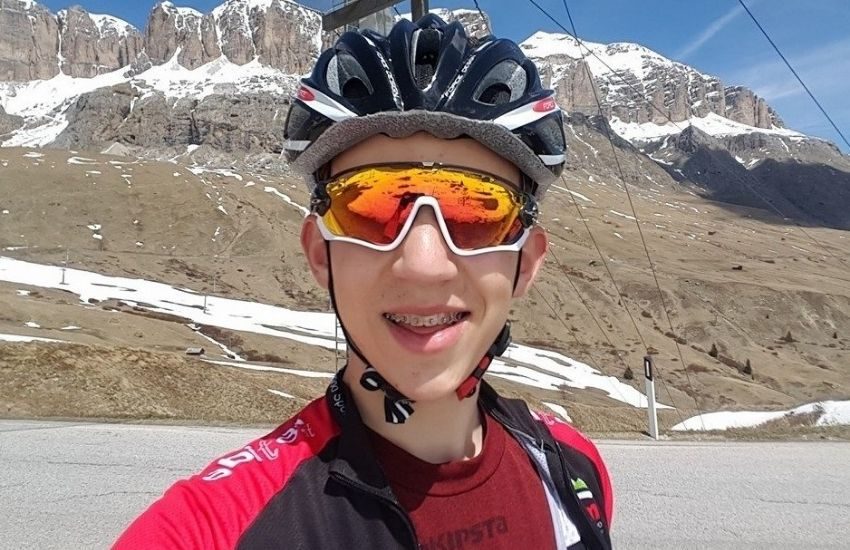 Crollo della Marmolada, le parole strazianti della mamma di Nicolò: “L’ultimo messaggio 20 minuti prima della tragedia”