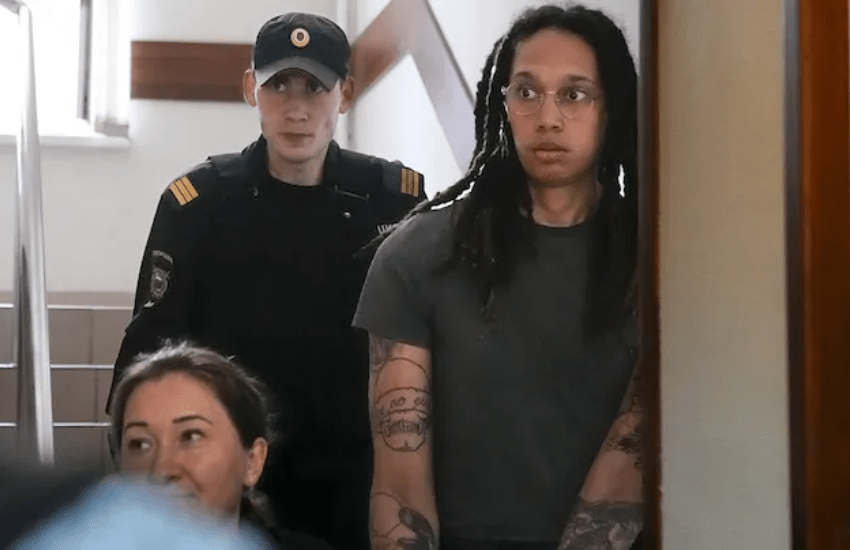 Brittney Griner, al via il processo in Russia: “Non è motivato politicamente” (VIDEO)