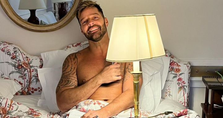 Ricky Martin reagisce alle accuse di violenza domestica con un tweet