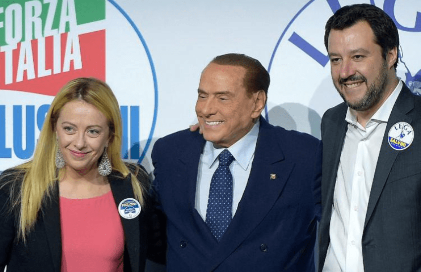 Il centrodestra documenta su due pagine di bloc notes gli accordi sulle elezioni