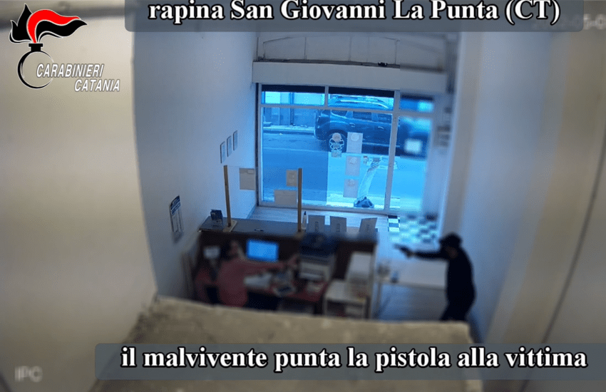 [Video] Mascalucia, arrestati gli autori di una rapina a mano armata