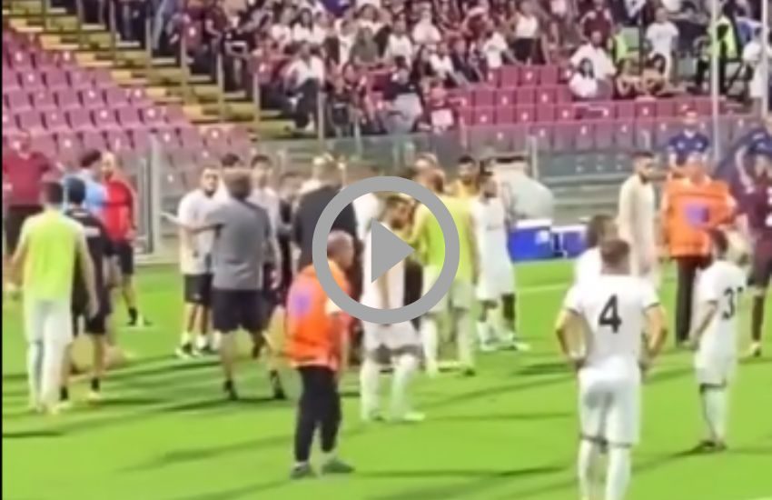 Amichevole Salernitana-Adana: rissa, 4 espulsioni, partita sospesa e intervento della DIGOS
