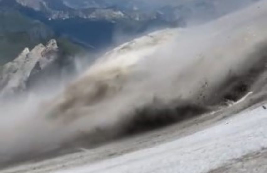 Catastrofe alla Marmolada, crolla un ghiacciaio: bilancio grave, arriva anche Draghi | VIDEO