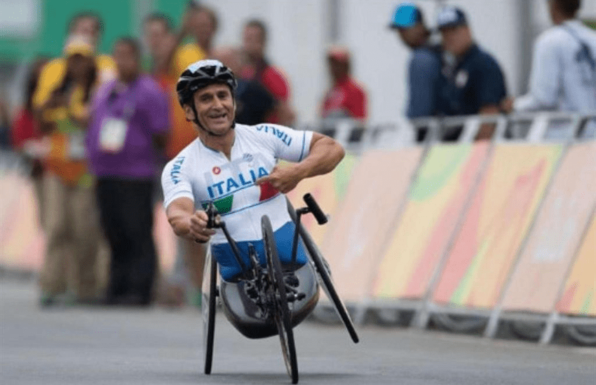 Alex Zanardi, incendio nella villa dove è assistito