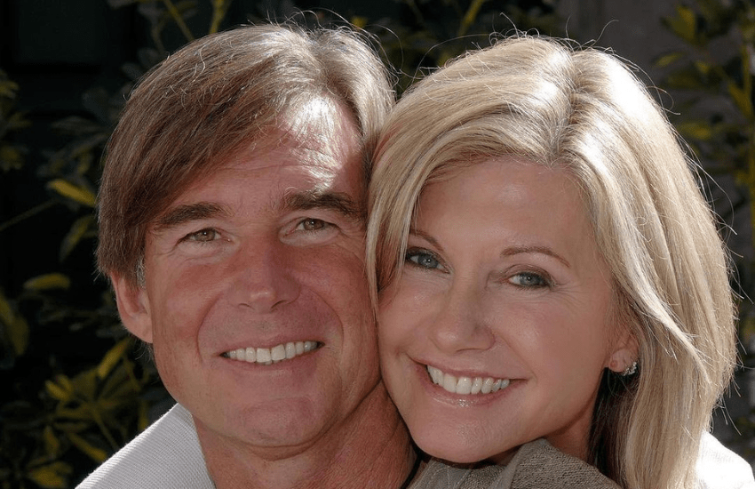 Olivia Newton John: i funerali di Stato e lo struggente messaggio del marito