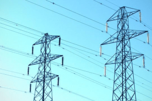 Extraprofitti energia: cinque Paesi UE chiedono una tassa europea