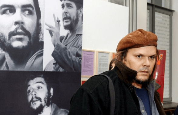 Che