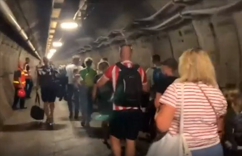 Treno bloccato sotto la Manica, panico e terrore sotto il mare: “Sembrava un film catastrofico” [VIDEO]
