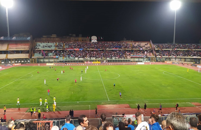 Il Catania vince soffrendo anche in casa: contro il San Luca termina 2-1