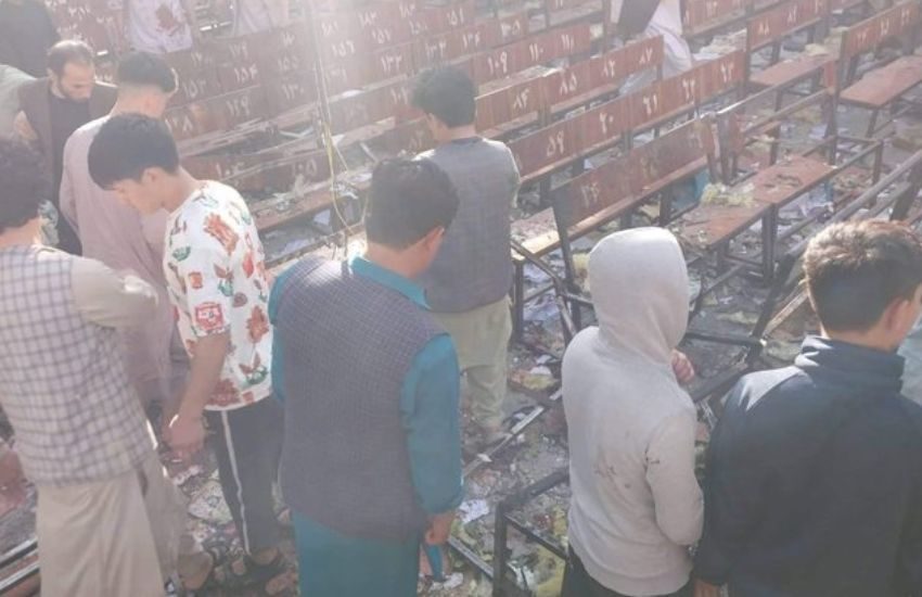 Attentato in una scuola in Afghanistan, gli studenti avevano appena sostenuto un esame [VIDEO]