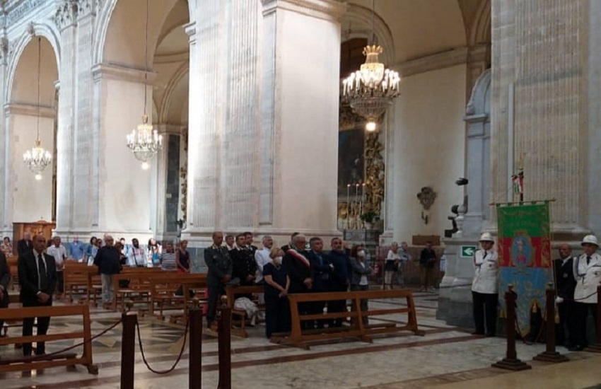 187° anniversario morte Vincenzo Bellini, il commissario Portoghese e il vice Campo rendono hanno reso omaggio in Cattedrale