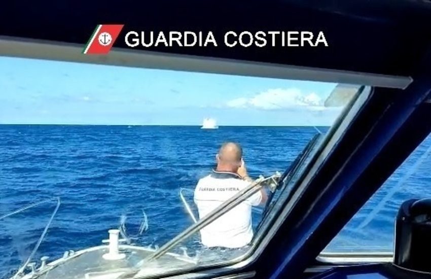 Sul fondale spunta una bomba, ordigno bellico ritrovato e fato brillare